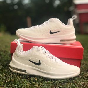 Nike Air Max Axis
